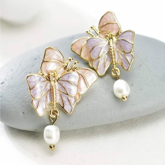 Cuddling Butterflies- Pink Purple Pastel Layered Kissing White Pearl Gold Dangle - Picture 9 of 16